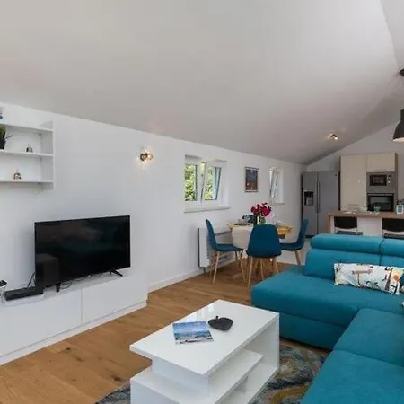 Oase - Three Bedroom With Balcony A4 1 Apartmán Mlini